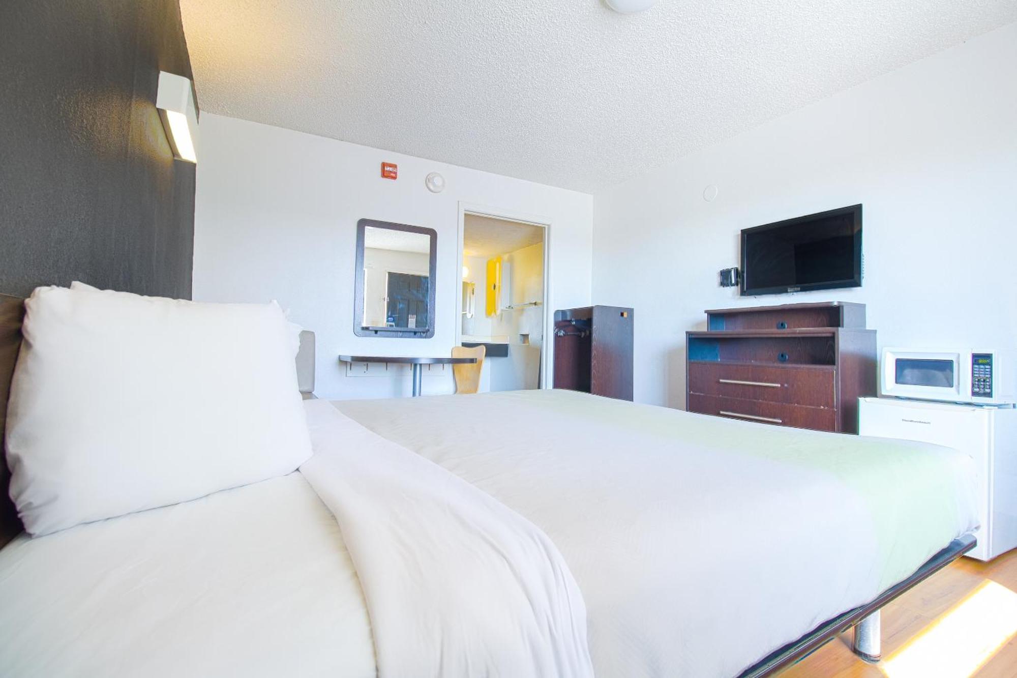Studio Inn Extended Stay Oklahoma City Airport By Oyo Zewnętrze zdjęcie