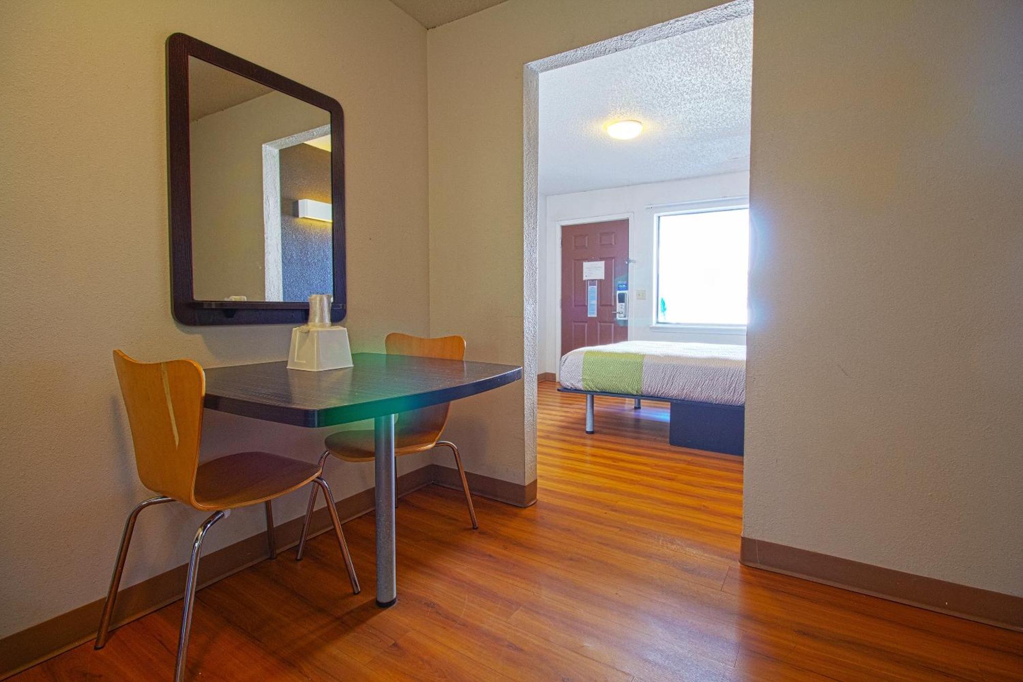 Studio Inn Extended Stay Oklahoma City Airport By Oyo Zewnętrze zdjęcie
